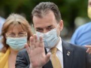 Orban exclude renunţarea la purtatul măştilor de către copii, în școală: „De ce trebuie să existe unii care să instige”