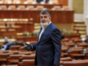 Parlamentul a adoptat rectificarea bugetară, cu majorarea pensiilor și bani pentru profesori