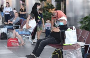 Persoanele care pot intra în țară fără să stea în carantină. Cum poate fi suspendată măsura carantinei