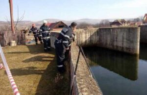 Un autoturism a căzut într-un canal de irigații, în Brăila! Ce s-a întâmplat cu șoferul!