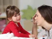 Mamă, după ce fiica ei de 5 ani i-a folosit lubrifiantul la școală, pe post de dezinfectant: Amuzant, dar umilitor