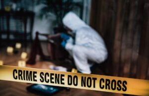 Trezit de poliție care îl anunța că soția lui s-a sinucis, un bărbat s-a dus în camera copilului de 7 luni și l-a găsit mort