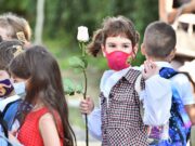 Zile libere plătite pentru părinţii copiilor care învață de acasă sau în sistem hibrid