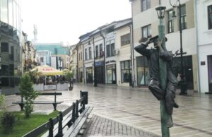 Masca de protecție, obligatorie toată ziua în Centrul Vechi al Craiovei