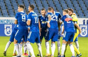 Uluitor! FC Universitatea Craiova este gonită de la Severin de către Jandarmeria din Mehedinți. „Nu este echipa severinenilor și nu este normal să suportăm actele de vandalism!”