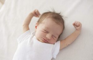 Un bărbat şi-a vândut copilul pentru 20.000 de euro, după ce a rămas fără serviciu din cauza pandemiei