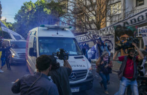 Imagini emoționante din Argentina. Cum a fost dus Diego Maradona la spital