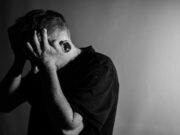 Moarte șocantă în Vaslui! Un polițist de frontieră s-a sinucis cu flexul, după ce se vindecase de coronavirus