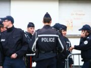 Un bărbat a fost amendat după ce a fentat carantina doar pentru „a-i da un pumn în față unui tip”