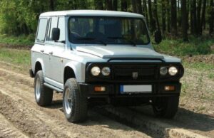 Un ARO românesc, la a doua tinerețe, strălucește pe străzile din New York