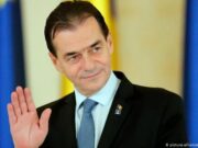 Război pe față USR-PNL. Reacție șoc după demisia lui Orban: S-a furat MASIV