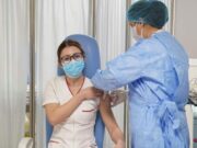 Mihaela Anghel, prima româncă vaccinată anti-COVID-19: ”Am fost foarte privilegiată”