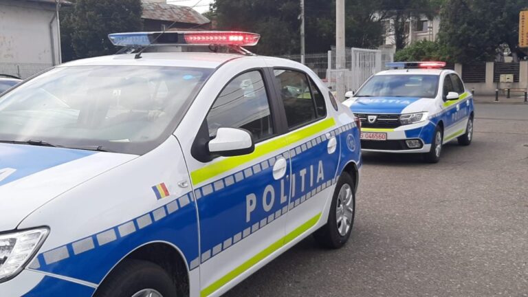 Polițist înjunghiat de un bărbat pe stradă