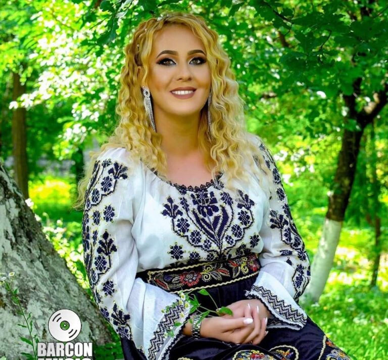 Exclusiv: Interviu cu interpreta de muzică populară Luminita Sipoteanu Anghel