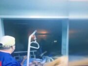 Pacienţi evacuaţi la Spitalul „Sfântul Pantelimon” după ce un salon ATI s-a umplut de fum