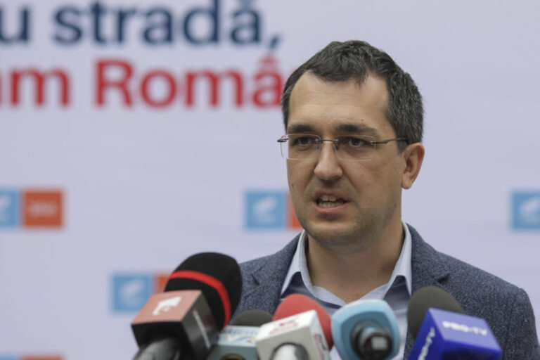 Vlad Voiculescu: Dacă la Matei Balș a fost o problemă cu căldura, problema e la PSD. Firea e direct responsabilă