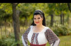 Iubitul unei artiste cunoscute i-a luat copilul după naștere și l-a dus la orfelinat: „Eram obișnuită cu traumele și abuzurile”