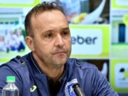 Papură a explicat de ce a făcut 3 schimbări la pauză!