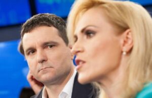 DUEL verbal pe Facebook între actualul și fostul edil al Capitalei pe tema transportului școlar! Replica-fulger a Gabrielei Firea, acuzată de populism de Nicușor Dan