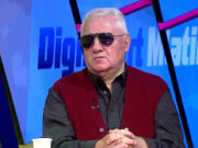 ”Mă verifică polițiștii, îmi zic să ies la geam!” Mitică Dragomir a dezvăluit ce a pățit în carantină