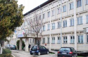 ABERANT. Spitalul Caracal, suport COVID, este gol. Manager: „Personalul șomează. Am solicitat să abordăm și alte servicii medicale în afara celor COVID”