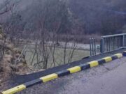 Tineri răniți după ce au sărit cu mașina în Olt!