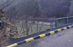 Tineri răniți după ce au sărit cu mașina în Olt!