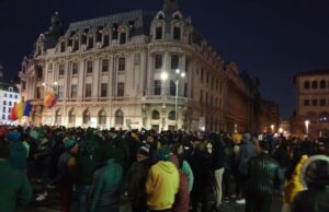 Proteste de amploare faţă de noile restricţii. Oamenii anunţă că ies, din nou, în stradă