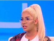 Bia Khalifa, agresată de un șofer de Uber. Blondina a povestit totul la Xtra Night Show: „M-a dat cu capul rău de tot”