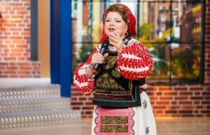 SAVETA O PUNE LA PUNCT PE ELENA MERIȘOREANU DUPĂ CE A ACUZAT-O CĂ A DANSAT LA BARĂ!