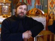 În timp ce alţii ridică biserici, preotul Dan Damaschin a început construcţia unei clinici în care mamele să fie tratate gratis