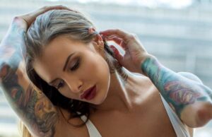 O fostă escortă cu două vaginuri spune ca afecțiunea a ajutat-o să separe munca de viața personală