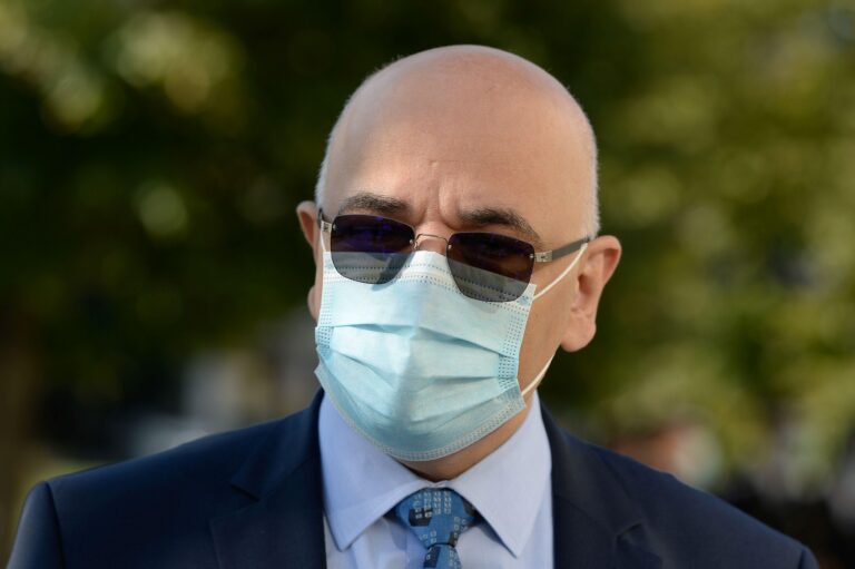 Raed Arafat, despre orarul magazinelor: „Din păcate nu e o măsură plăcută, ştim acest lucru”