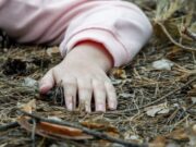 Olteancă de 14 ani, violată în pădure!