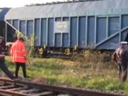 Un copil de 12 ani s-a electrocutat, după ce a urcat pe vagonul unui tren, în Iaşi. Băiatul are arsuri pe 30% din suprafaţa corpului