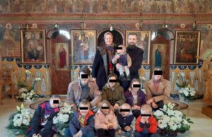 Fiica de 8 ani a unui preot din Făgăraș a murit, după ce s-a izbit cu bicicleta de un utilaj agricol! Familia e în stare de șoc