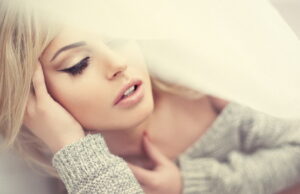 Josnic! Tânăra a primit 60.000 de euro pentru partida de amor filmată cu…