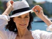 O femeie nu a mâncat zahăr 30 de ani. De atunci pare că nu a mai îmbătrânit. Cum arată la 70 de ani