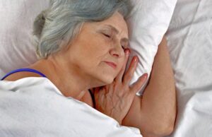 Cât trebuie să dormi în funcție de vârstă și ce probleme de sanatate poti avea din cauza lipsei somnului