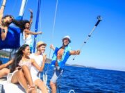 Incident tragic. Cel puțin șapte oameni au murit, după ce barca lor s-a răsturnat în timp ce făceau un selfie. Unde s-a întâmplat