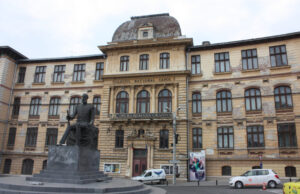 Craioveancă de 18 ani, călcată de mașină în drum spre școală!