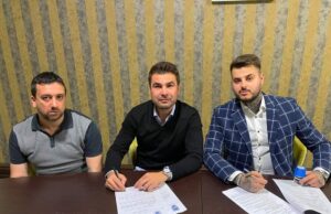 Adrian Mutu este noul antrenor al celor de la FC U Craiova.