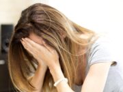 Un bărbat din Dolj i-a aruncat sodă caustică pe față fostei concubine