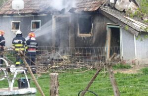 După o ceartă cu soţia, un tânăr din Botoșani şi-a incendiat casa