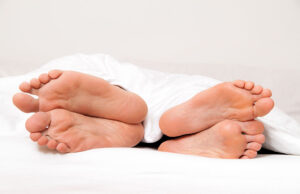 O ieșeancă divorțează pentru că soțul ei este ”prostul satului”, iar ea a descoperit ”adevărata plăcere”. ”Ciau ragați!”