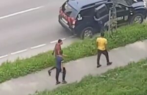 Bărbat snopit în bătaie într-o parcare din Brașov, sub nasul jandarmilor. Agresorii au fost prinși în câteva secunde.