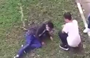 Un elev a ajuns de urgență la spital după ce s-a aruncat pe geam, în pauză!