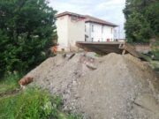 Bombă de aviaţie de circa 50 kg, găsită în apropierea gării din Războieni