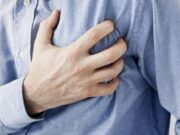 Adolescent de 17 ani, la Urgență după trei zile de la vaccinare!