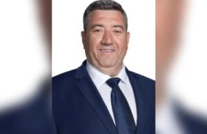 Primarul din Ștefăneștii de Jos, reținut după ce ar fi violat o copilă de 12 ani